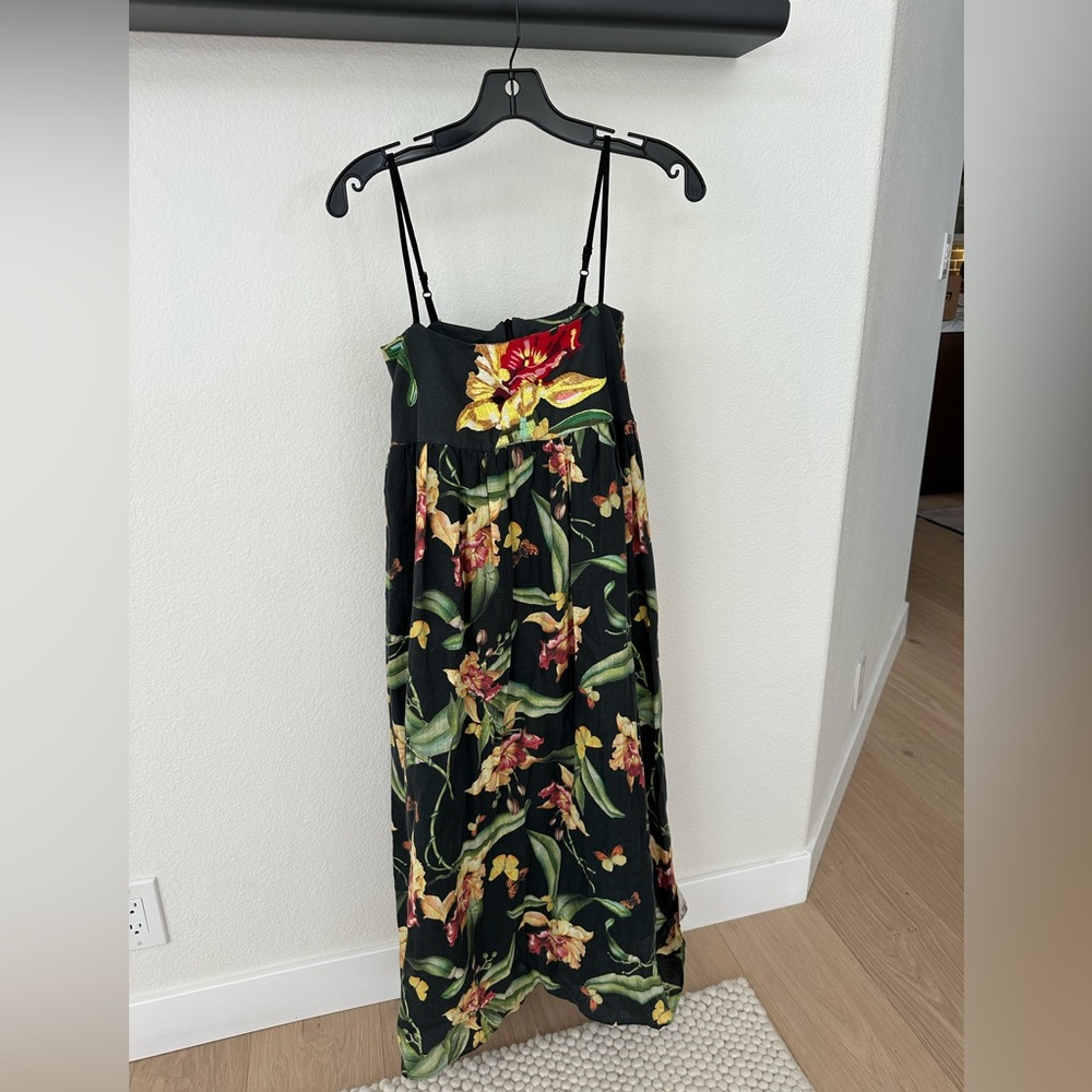 Agua Bendita dress M - linen and Cotten lining .  Fits like a size small